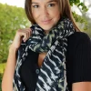 Abstract Scarf - Black - FR9