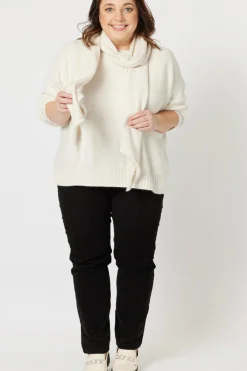 Brooke Spot Knit With Scarf - GS18