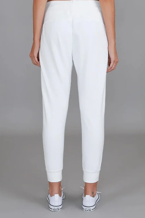 Byron Jogger - White - RD1