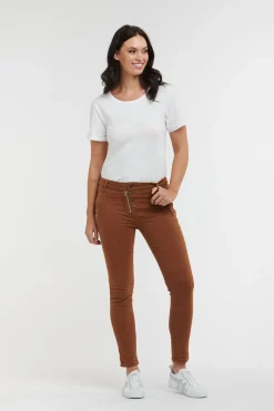 Classic Button Jeans - Brick - IS10