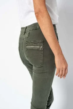 Classic Button Jeans - Military - IS10