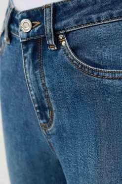 Cropped Jeans With Rolled Hem - Denim - JR28