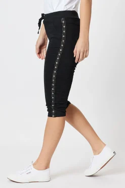 Crushed Jean Short - Black - TZ50