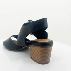 Daisy Heeled Sandal - Black - RS5