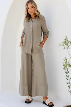 Famosa Shirt - Dune - FA21