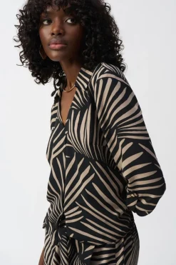 Gauze Tropical Print Top - Black - JR55
