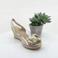 Gold Daisy Wedge | RW3