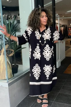 Hazel Print Shift Dress - Black/Cream- CG47