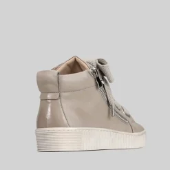 Joyous Leather Sneaker - Stone - ES7