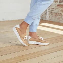 Mooch Sneaker - Caramel - AE4