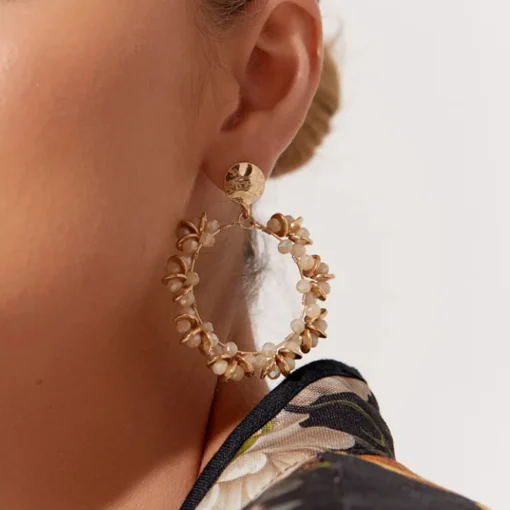 Pearl Bead Wreath Front Earrings - Gold - AD4