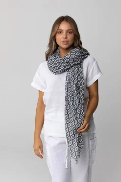 Pegasus Scarf | H63