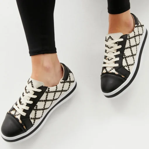 Pleat Sneaker - Black/Cream - AE19