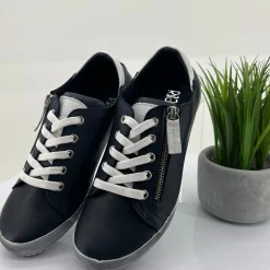 Tess Flat Sneaker | White/Navy | RS12