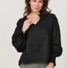 Tina V-Neck Linen Top - Black - OJ23