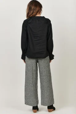 Tina V-Neck Linen Top - Black - OJ23