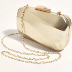 Wavy Structured Metallic Clutch - Gold - AD12